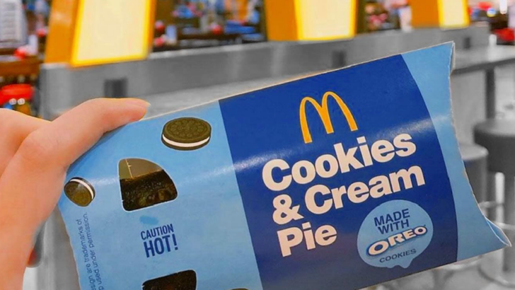 McDonald’s Just Released a New Cookies & Cream Pie and My Mouth is Watering