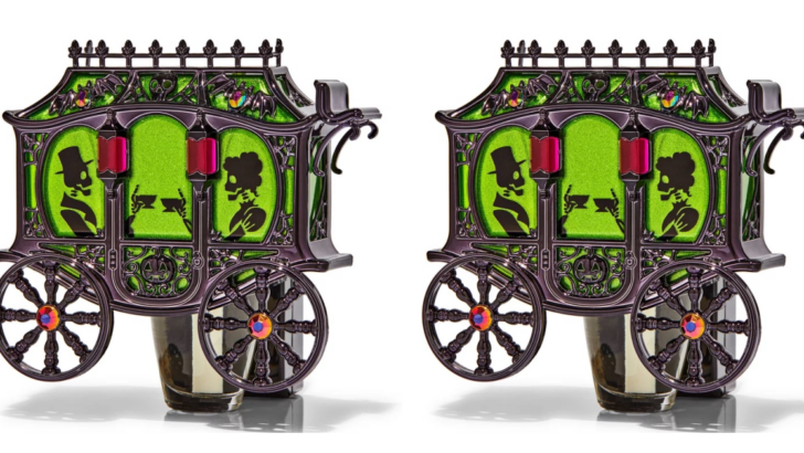 Everyone is Obsessed With This Creepy Carriage Wall Plug-In From Bath & Body Works