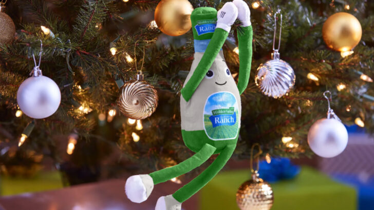 Move Over Elf On The Shelf, Ranch On A Branch Is Here Just In Time For Your Holiday Shenanigans