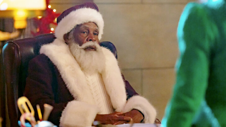 Danny Glover Is Santa Claus In The New Disney  Holiday Heist Movie