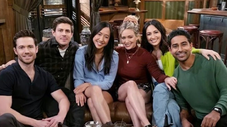 ‘How I Met Your Father’ Has Been Cancelled By Hulu And Fans Are Trying To Save It