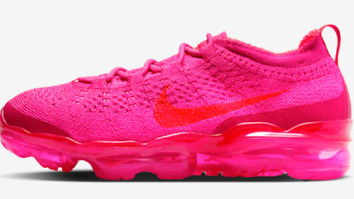 Nike Just Unveiled New Pink VaporMax Flyknit Shoes and I Need Them