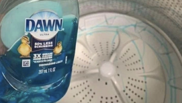 This Dawn Dish Soap Hack Will Get Out Grease, Make Your Whites Whiter, And Clean Your Washing Machine