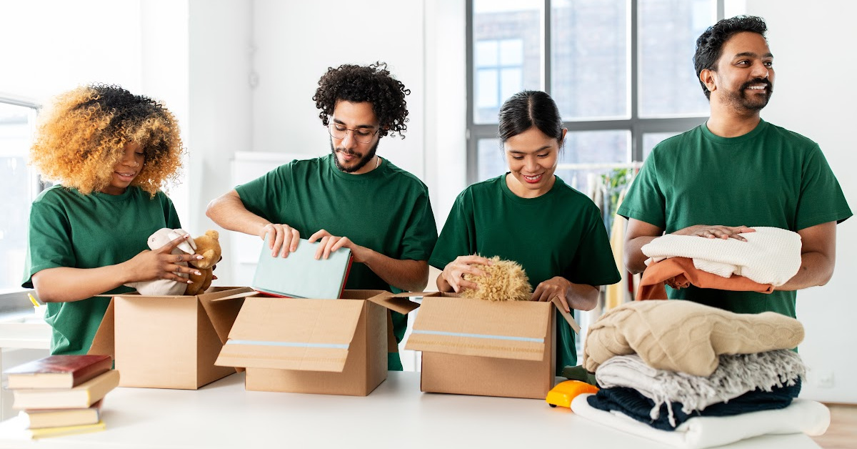 This Company Helps You Donate Your Gently Used Stuff Through The Mail And It Is Genius
