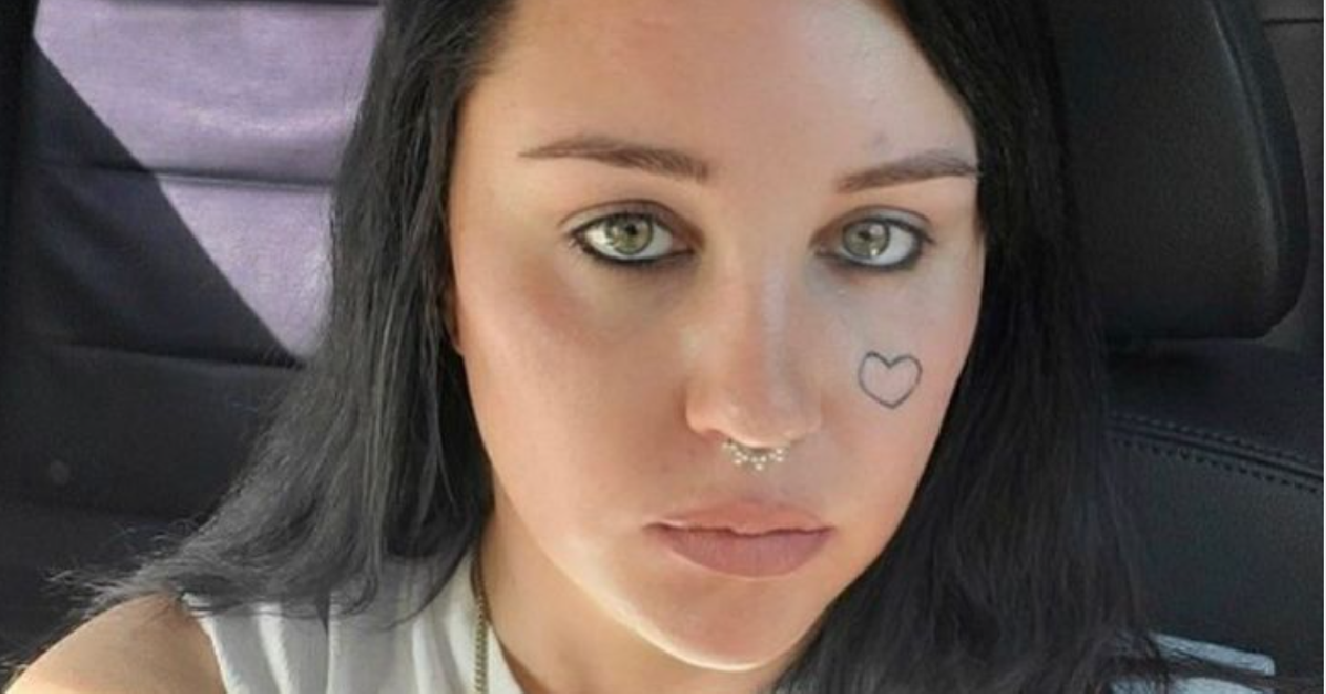 Amanda Bynes Is Returning to Manicurist School and We Are Here For It