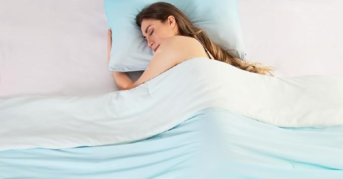 This Giant Cooling Comforter Is Even Better Than Costco’s