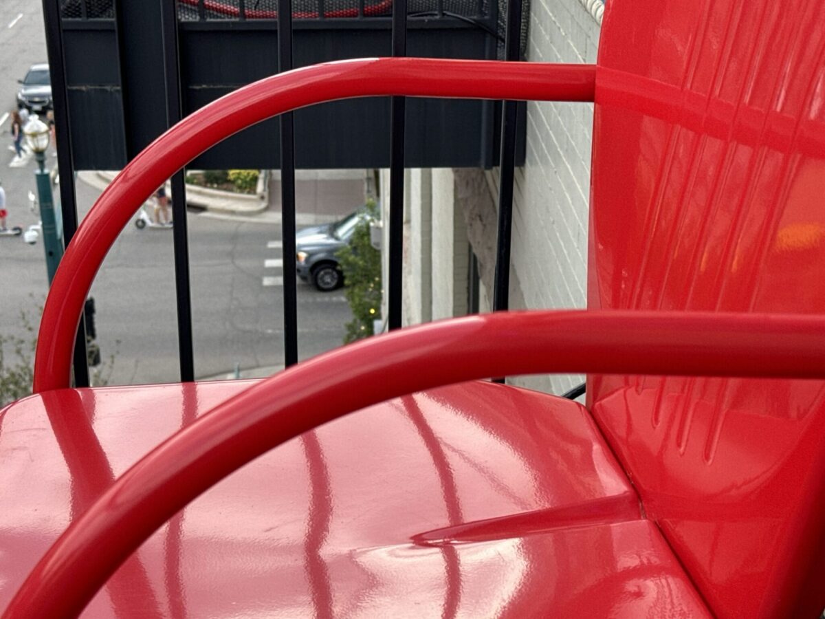Women Are So Hungry For Connection Right Now, And I Need To Know Why