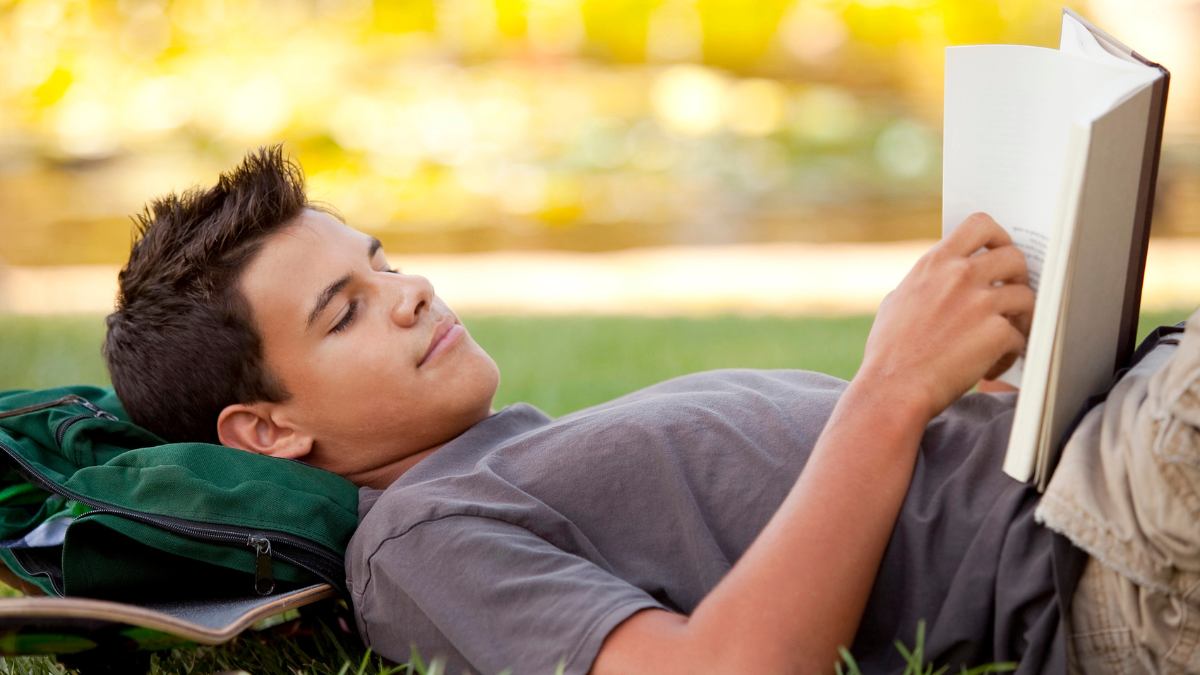teen reading