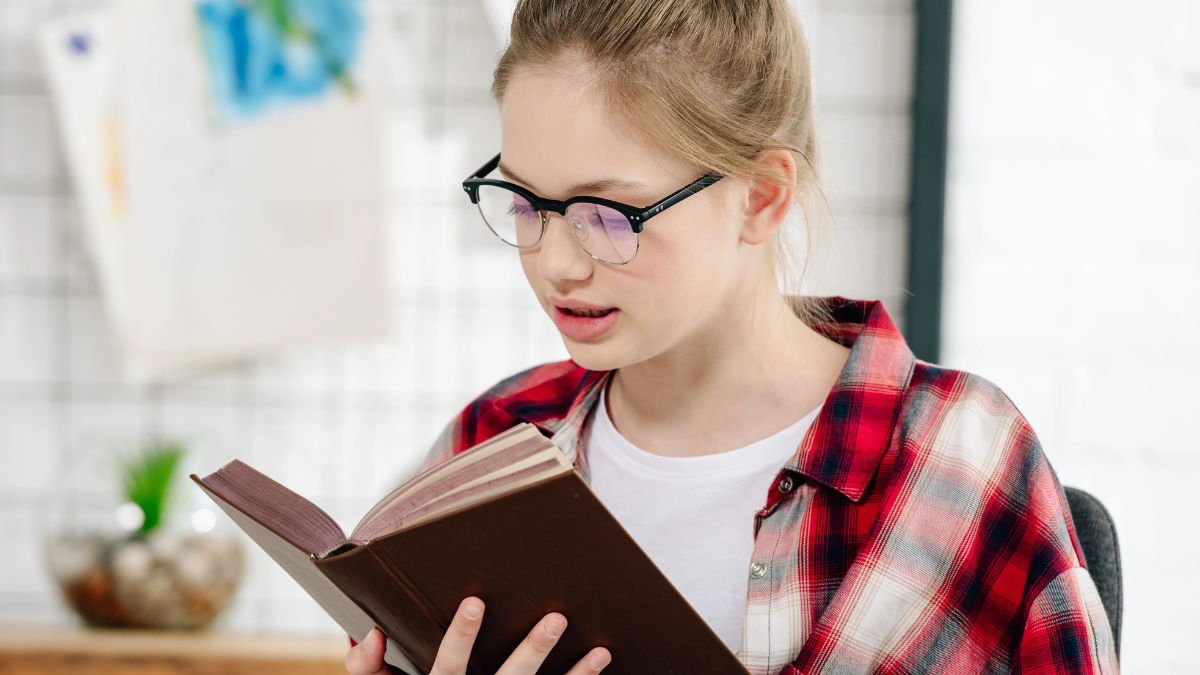 teen reading