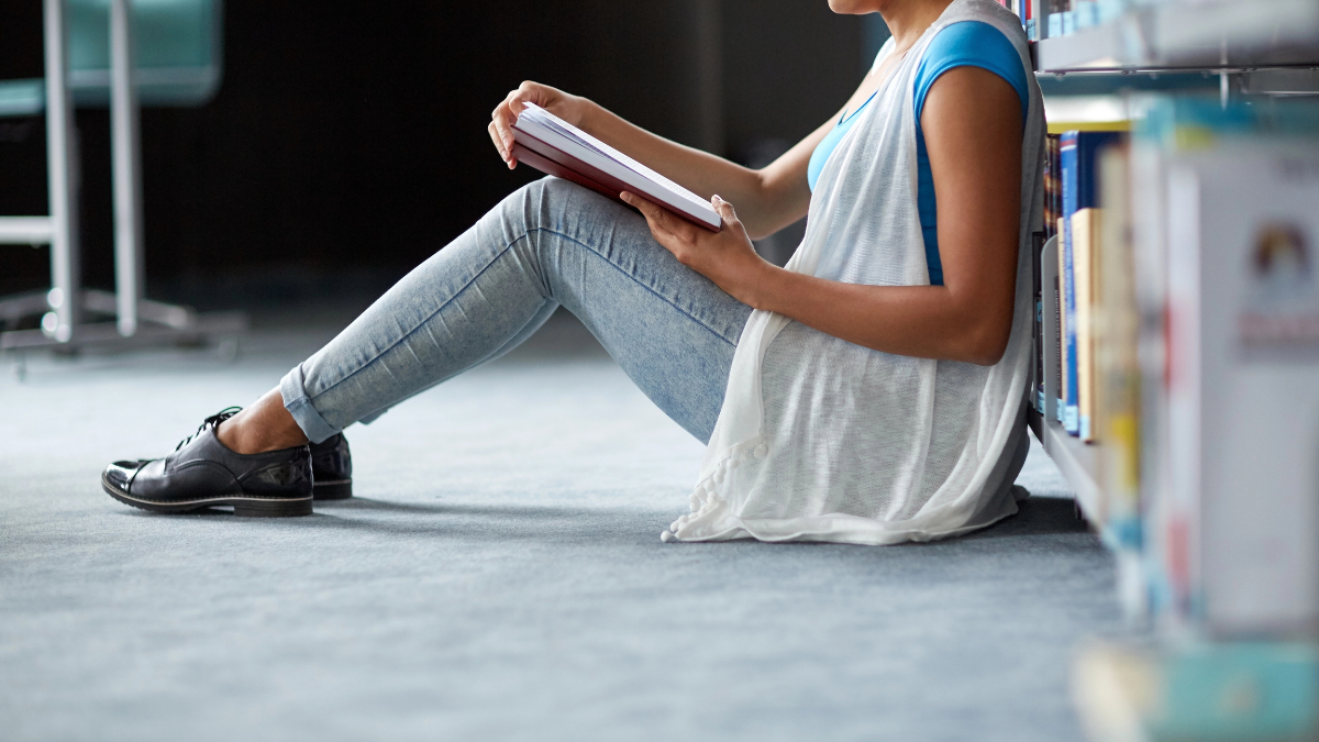 teen reading