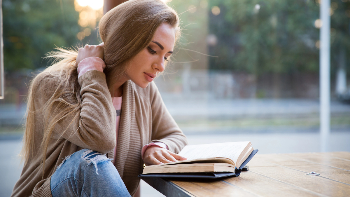 teen reading