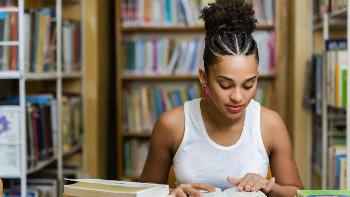 teen reading