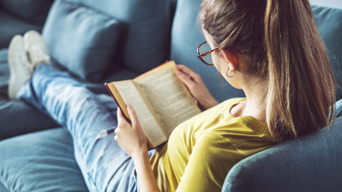teen reading