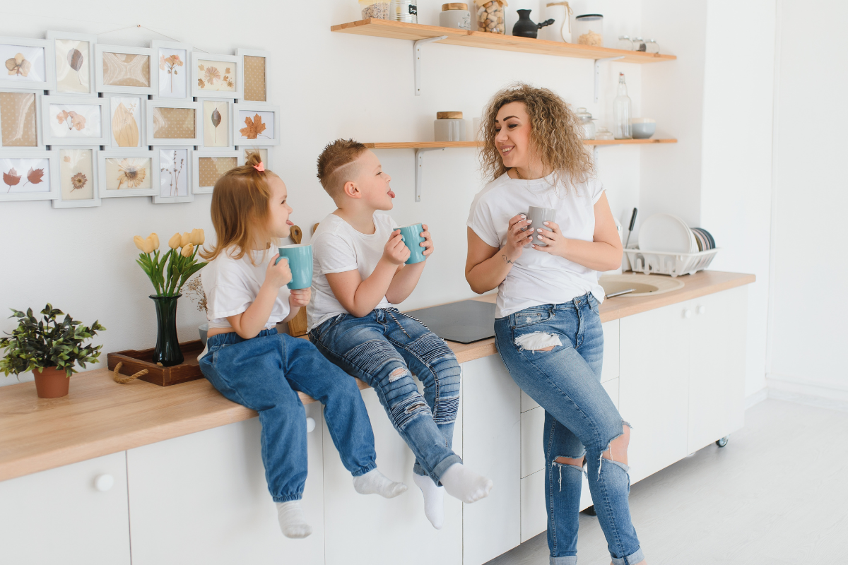 Mom Kids