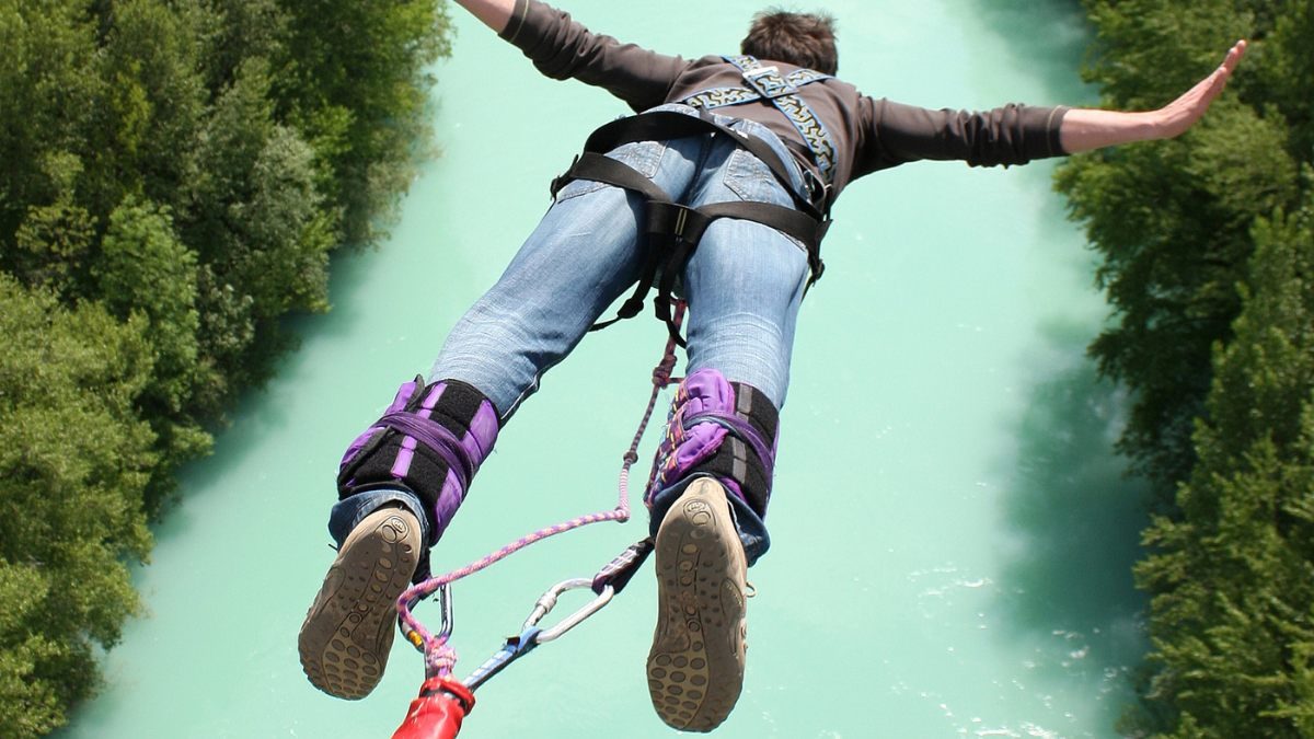 bungee jumper