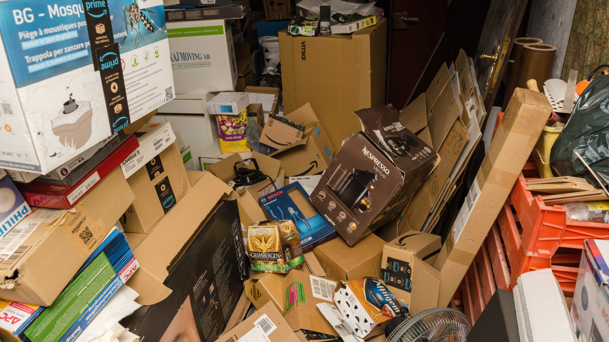 clutter_messy