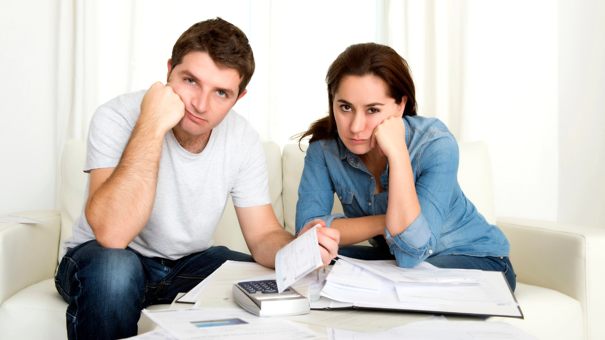 couple stressed about their bills
