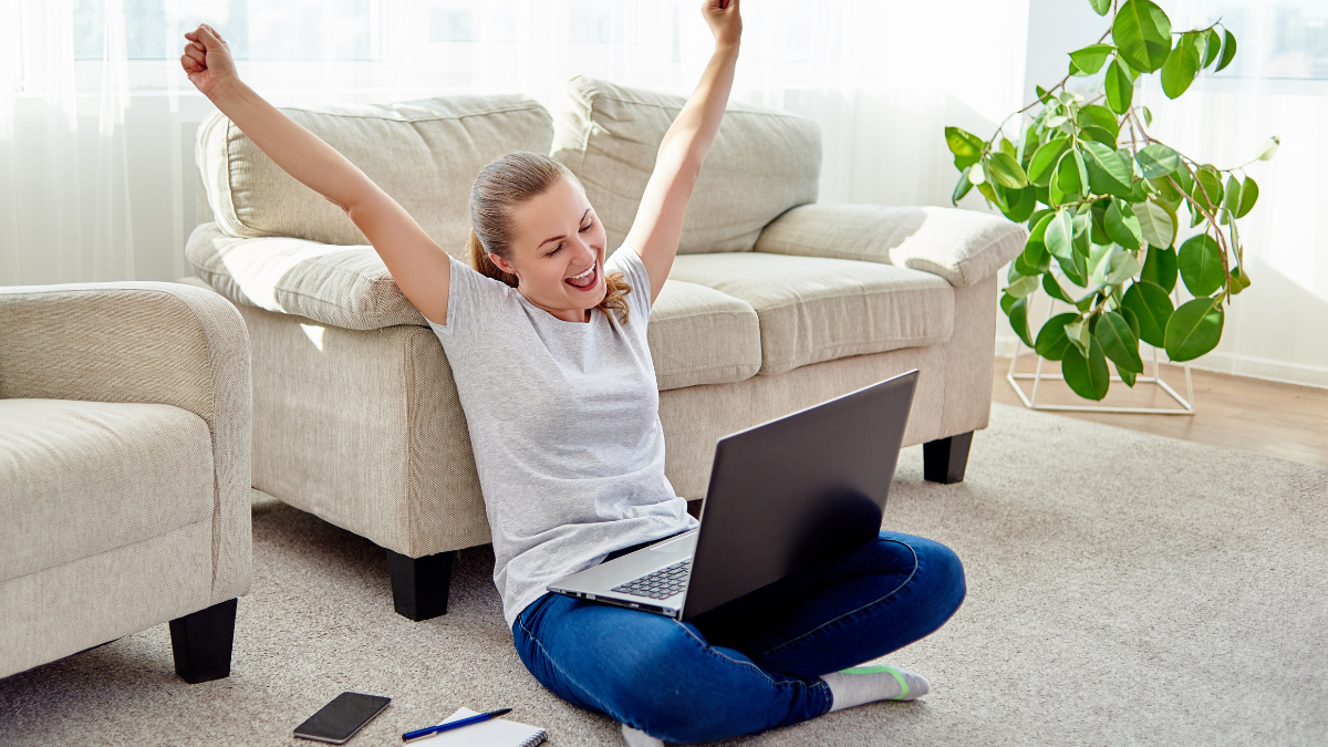 girl excited with computer