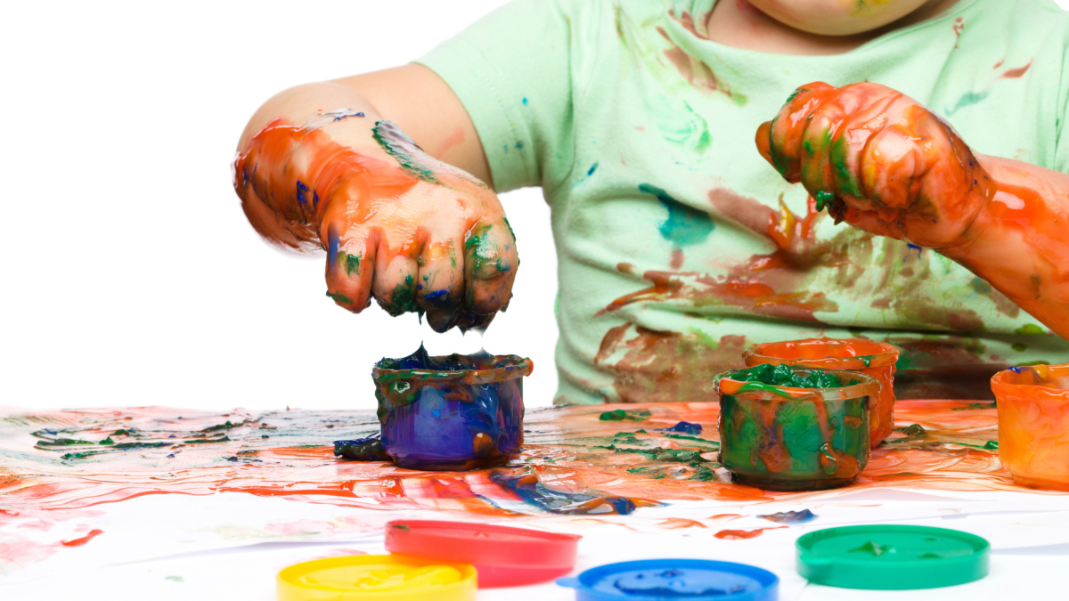 kid painting