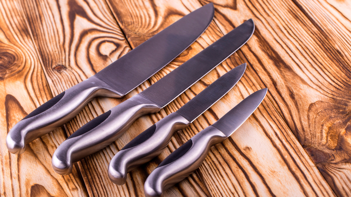 knives