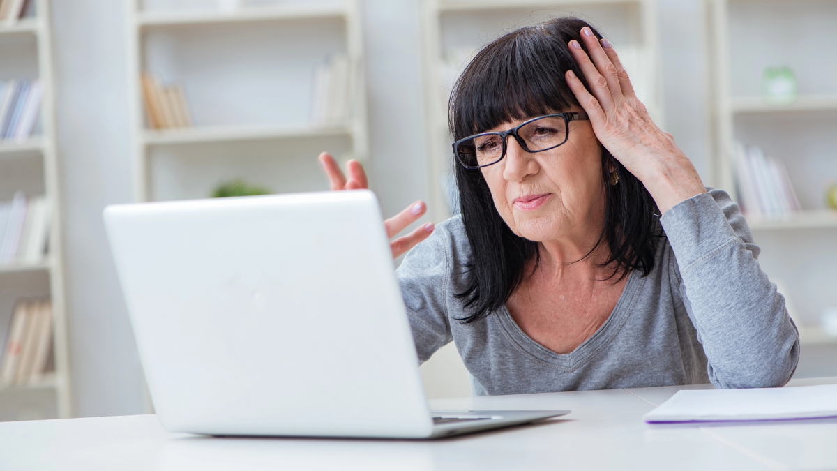 woman confused on computer