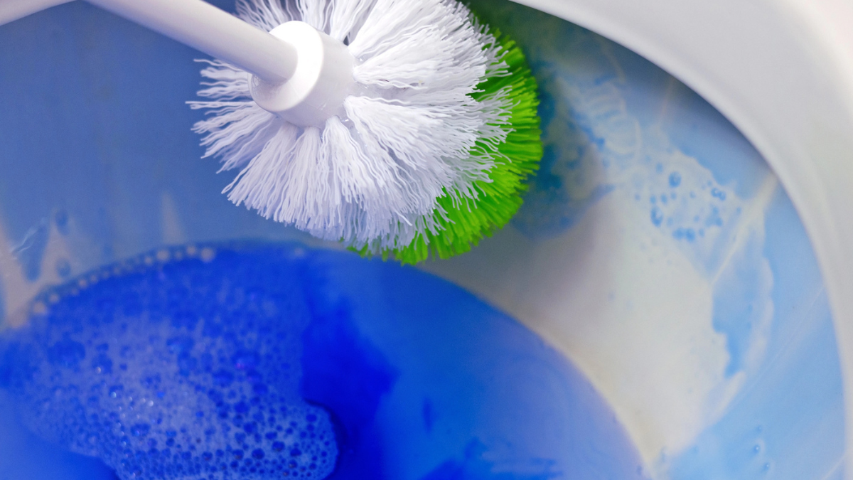 cleaning toilet