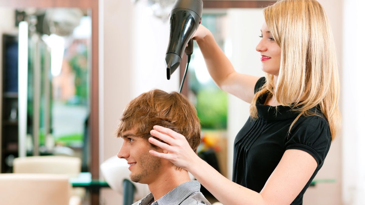 man getting hair done