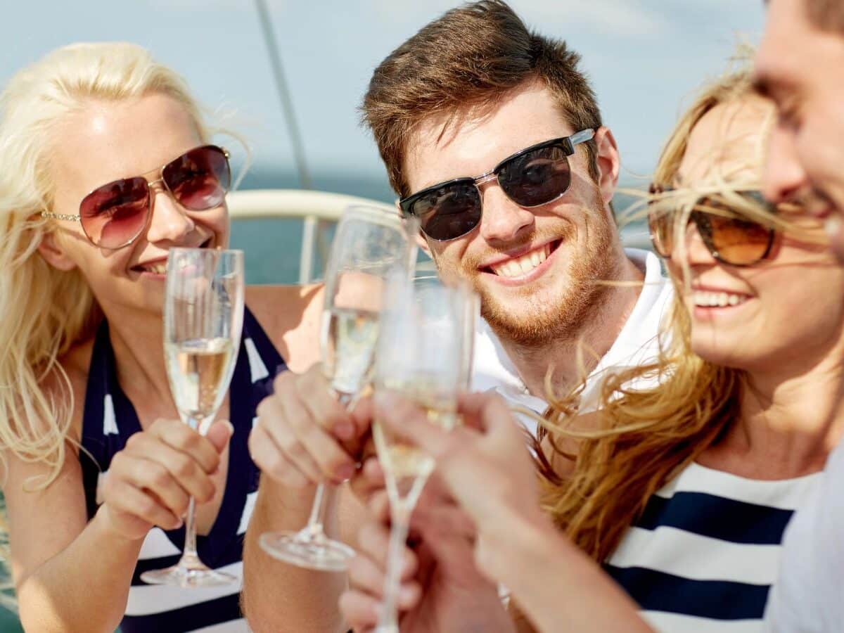 15 Ways to Live Luxuriously with a Frugal Budget