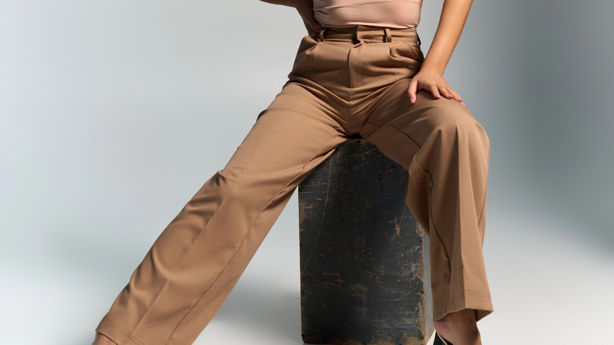 wide legged pants nad top