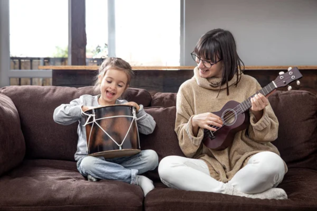 Child Music Sing