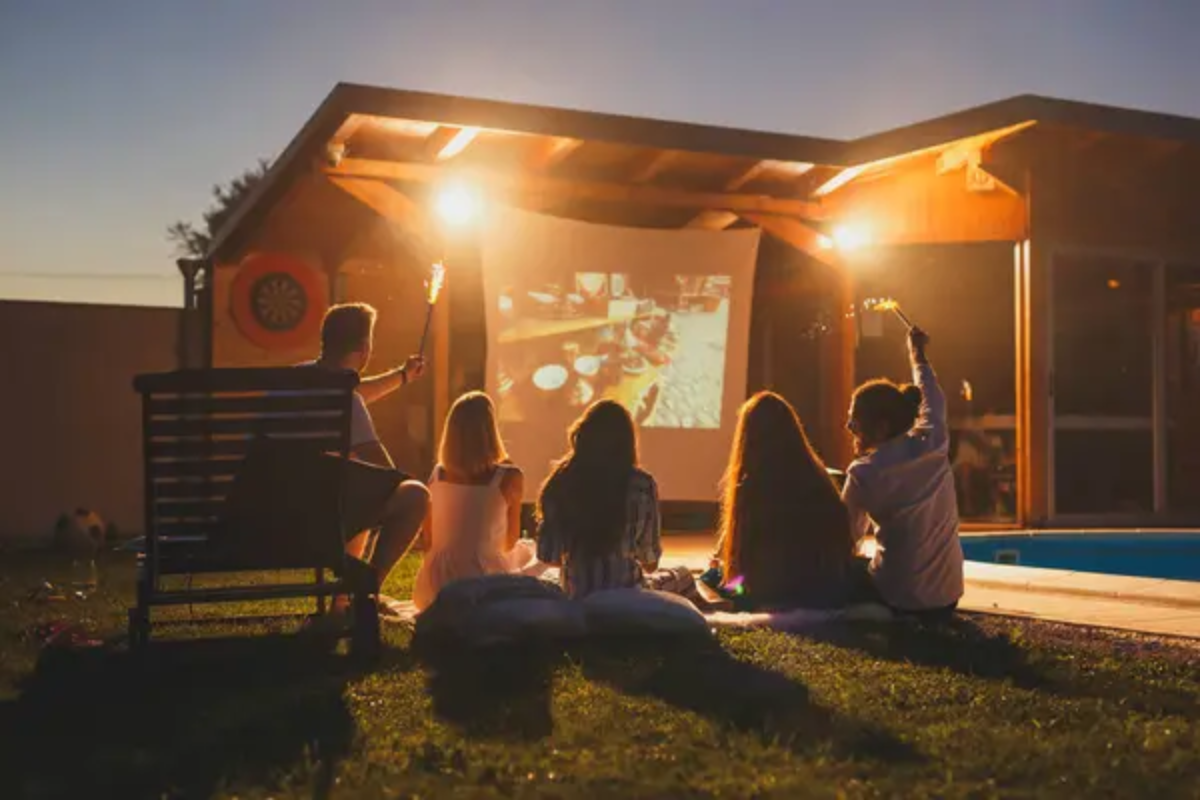 Friends Outdoor Movie