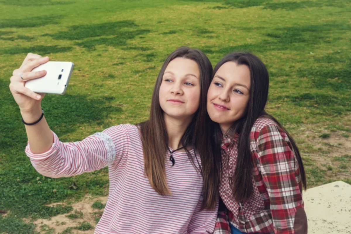 Friends Selfie