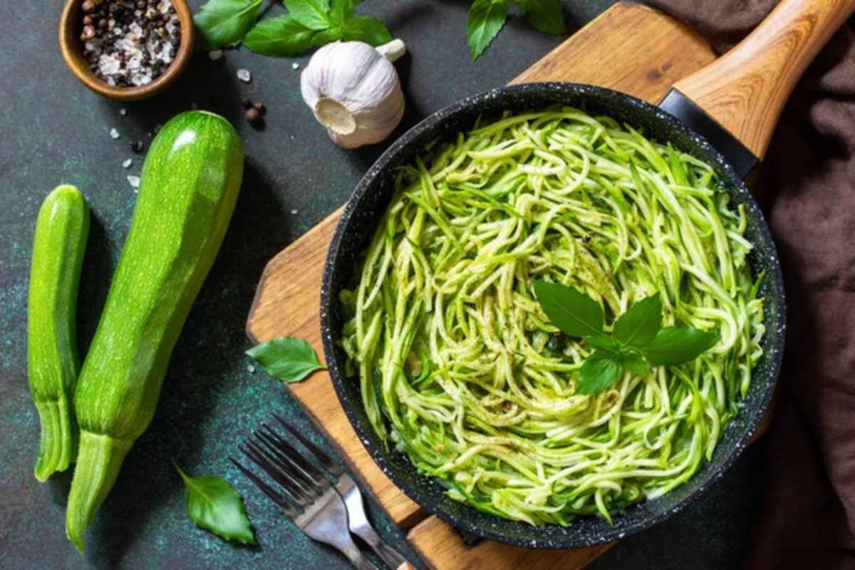 Zucchini Noodles Pesto Food