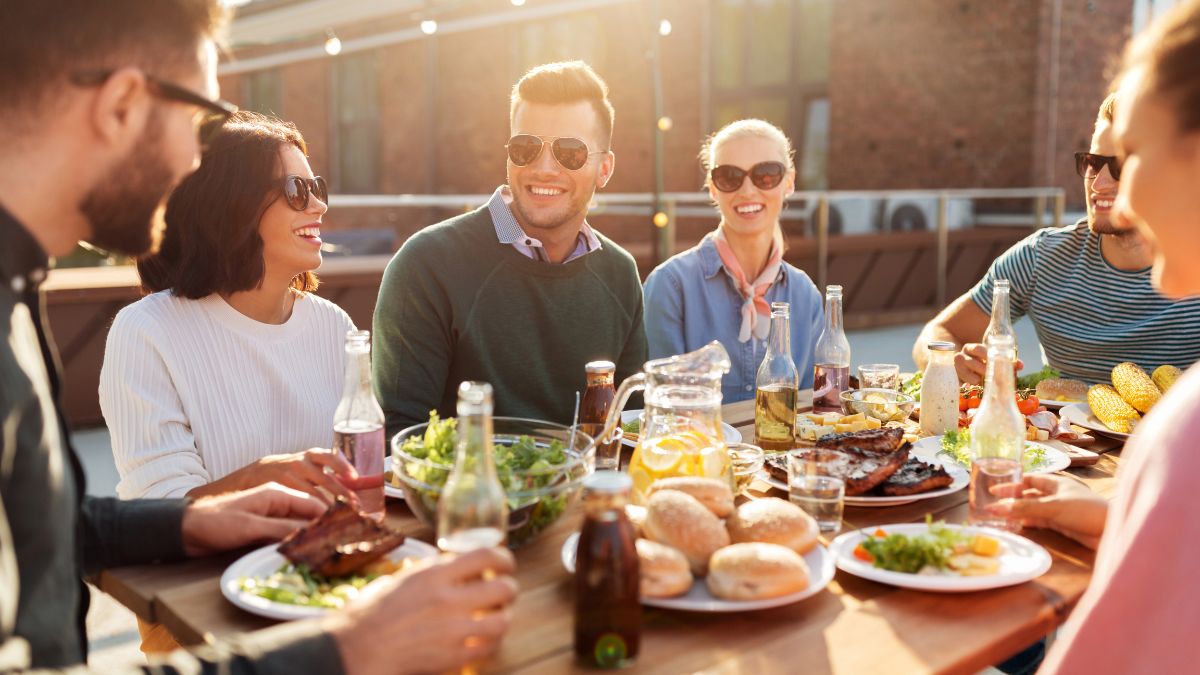 family thanksgiving dinner outside