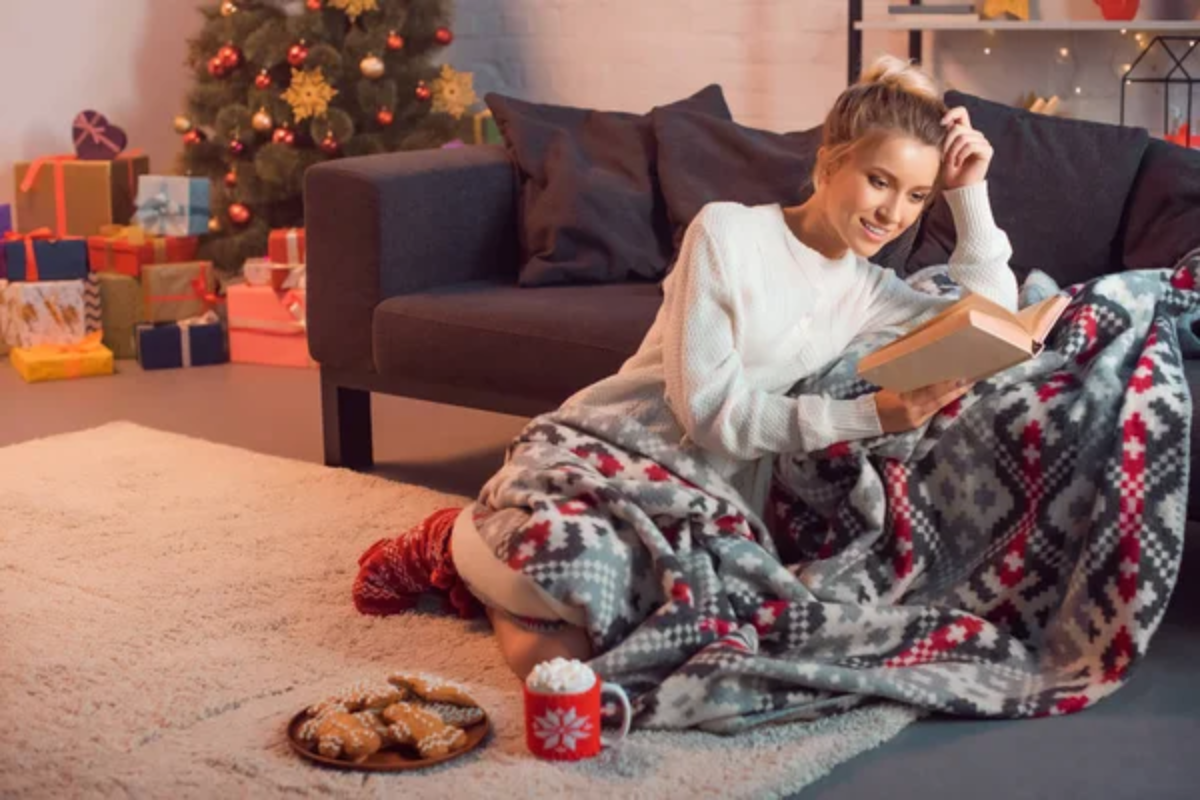 Book Read Christmas Blanket