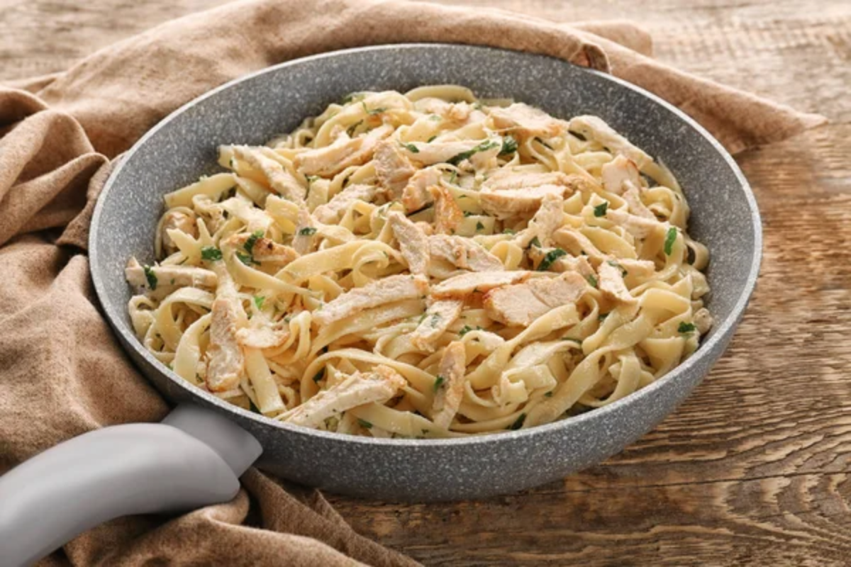 Chicken Alfredo Food