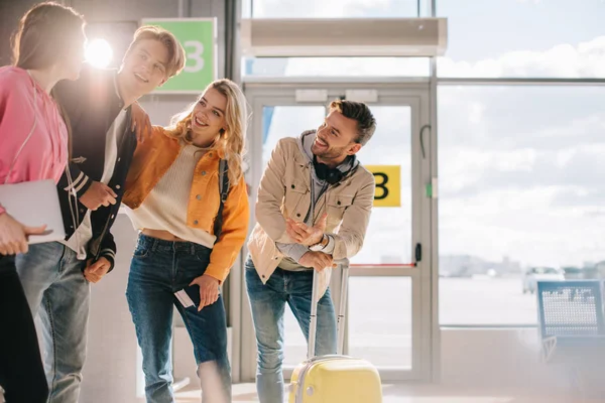 Friends Travel