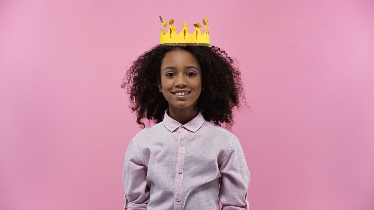 girl with crown