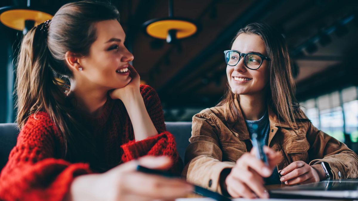 girls writing together