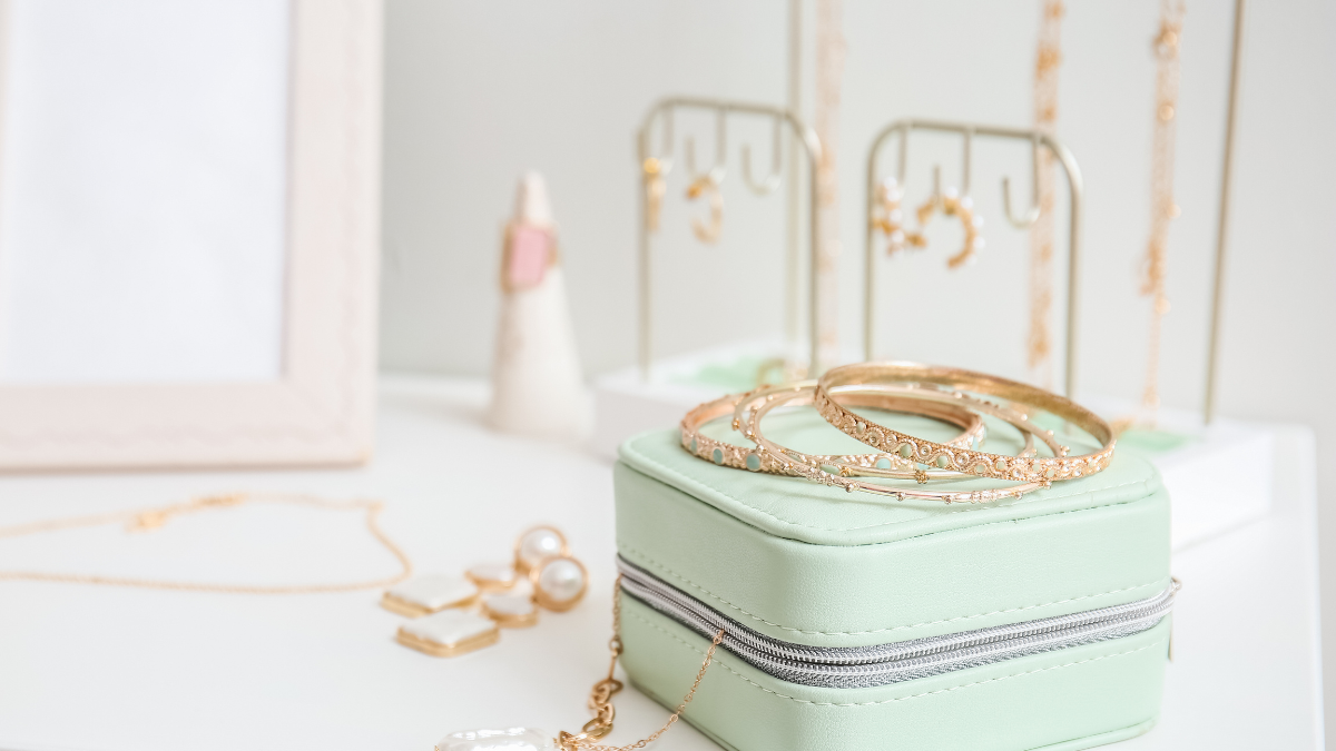 jewelry box