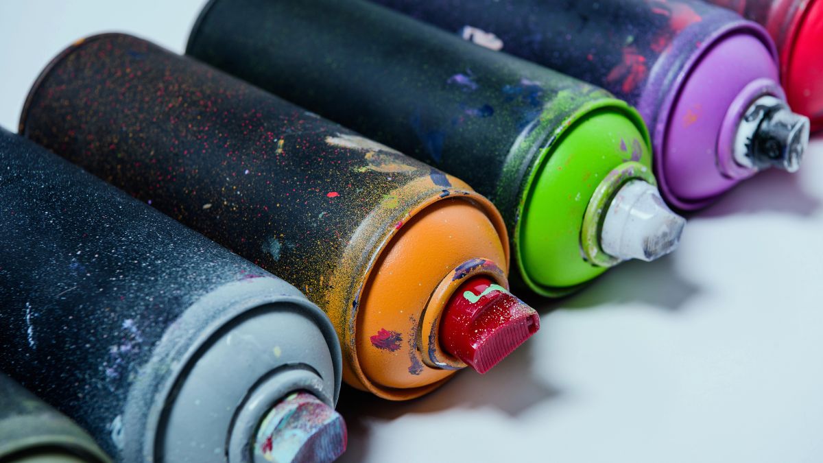 spray paint