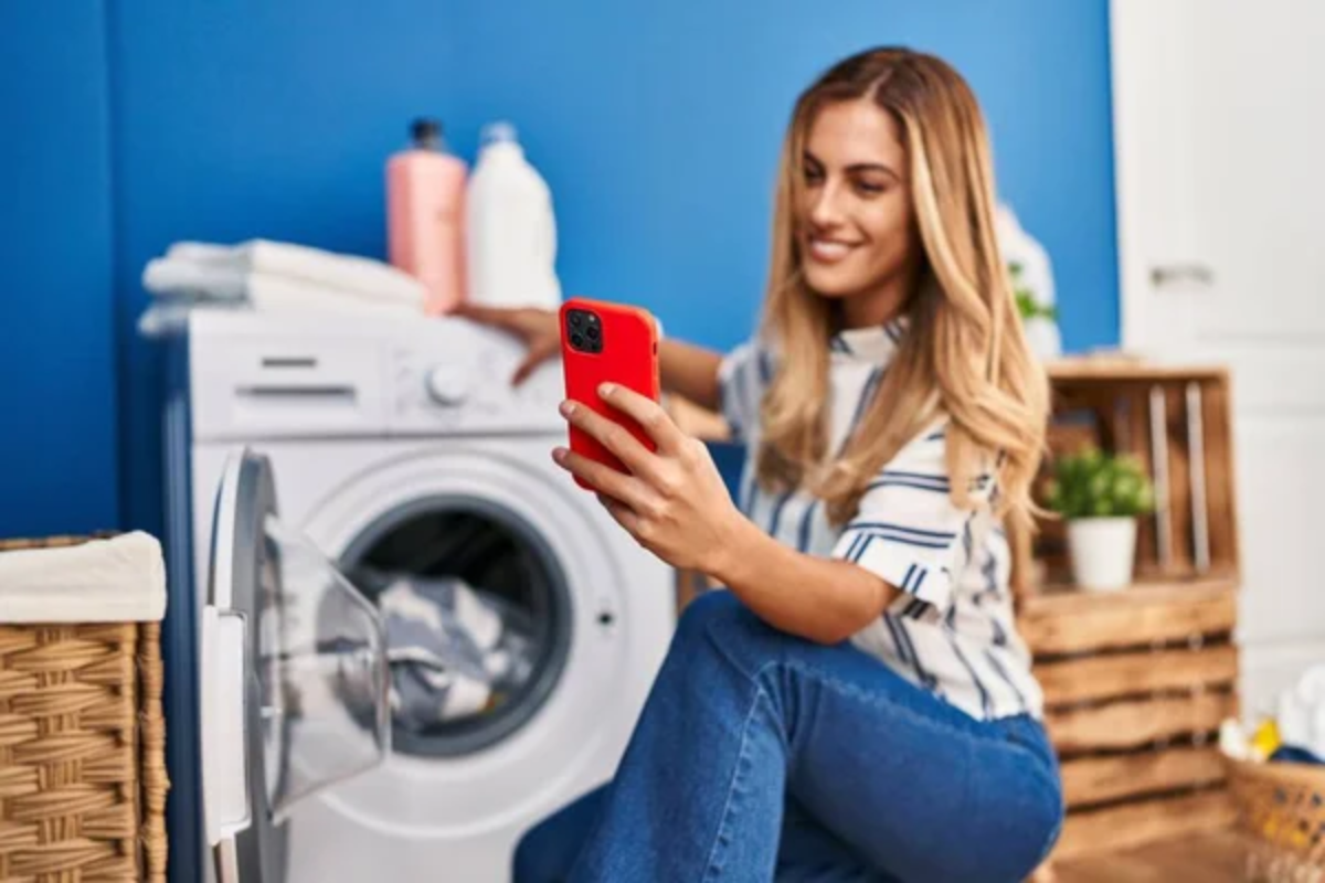 Clean Phone Laundry
