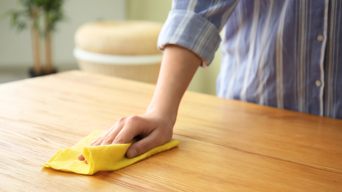 wiping table