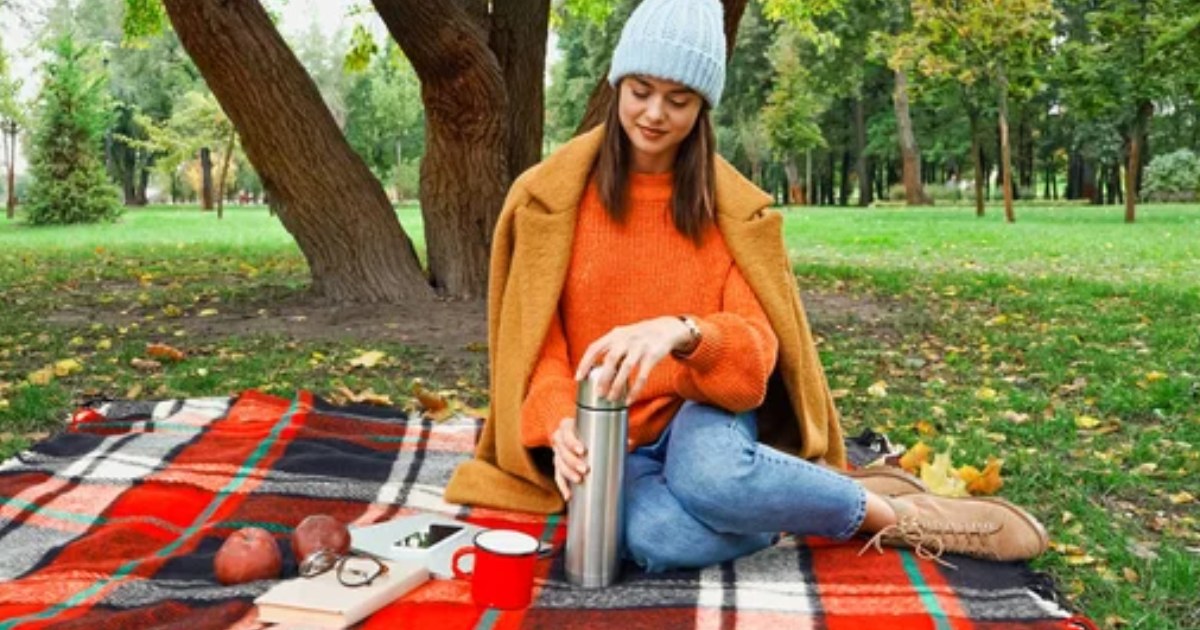 15 Date Night Outfits for Fall That Will Keep You Cozy & Chic