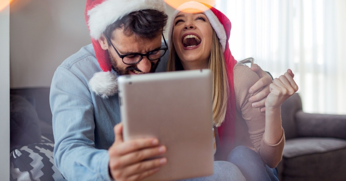 15 Must-Know Holiday Travel Hacks to Maximize Your Time and Budget
