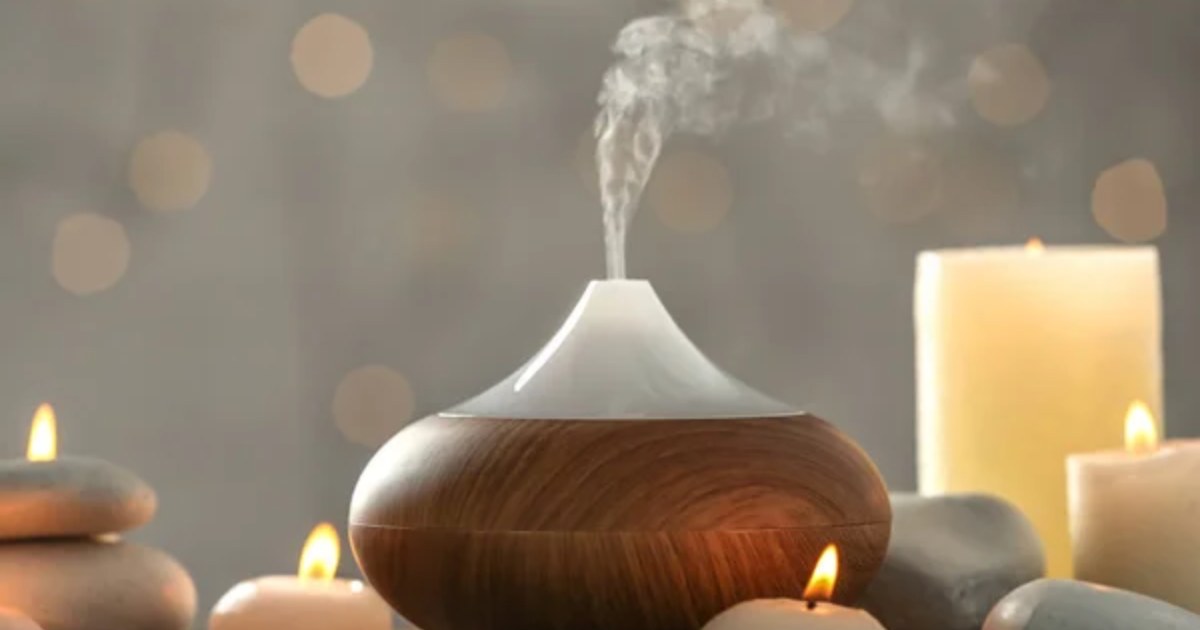 15 of the Best Essential Oils and How to Use Them