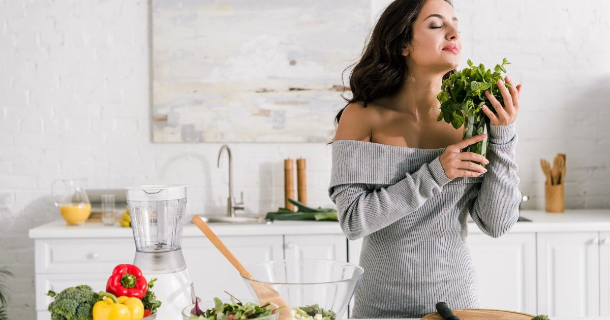 15 Powerful Protection Herbs to Keep in Your Home, According to an Herbalist