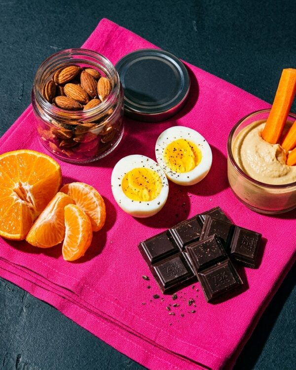 14 healthy snacks that actually travel well (and don’t suck)