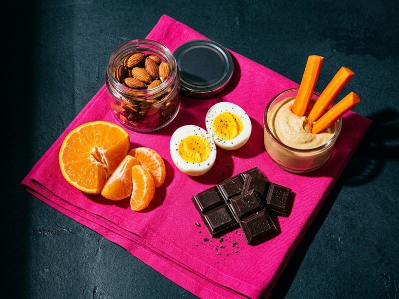 14 healthy snacks that actually travel well (and don’t suck)