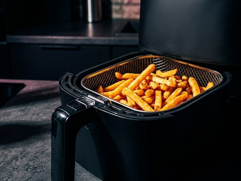 Why does your air fryer make food taste metallic (and how to fix it)